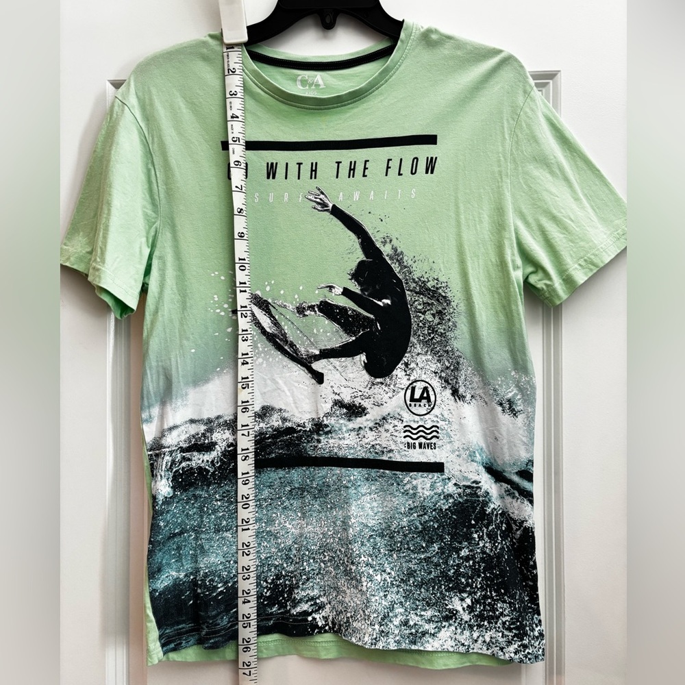 11 pieces Graphic T-Shirts for only $19